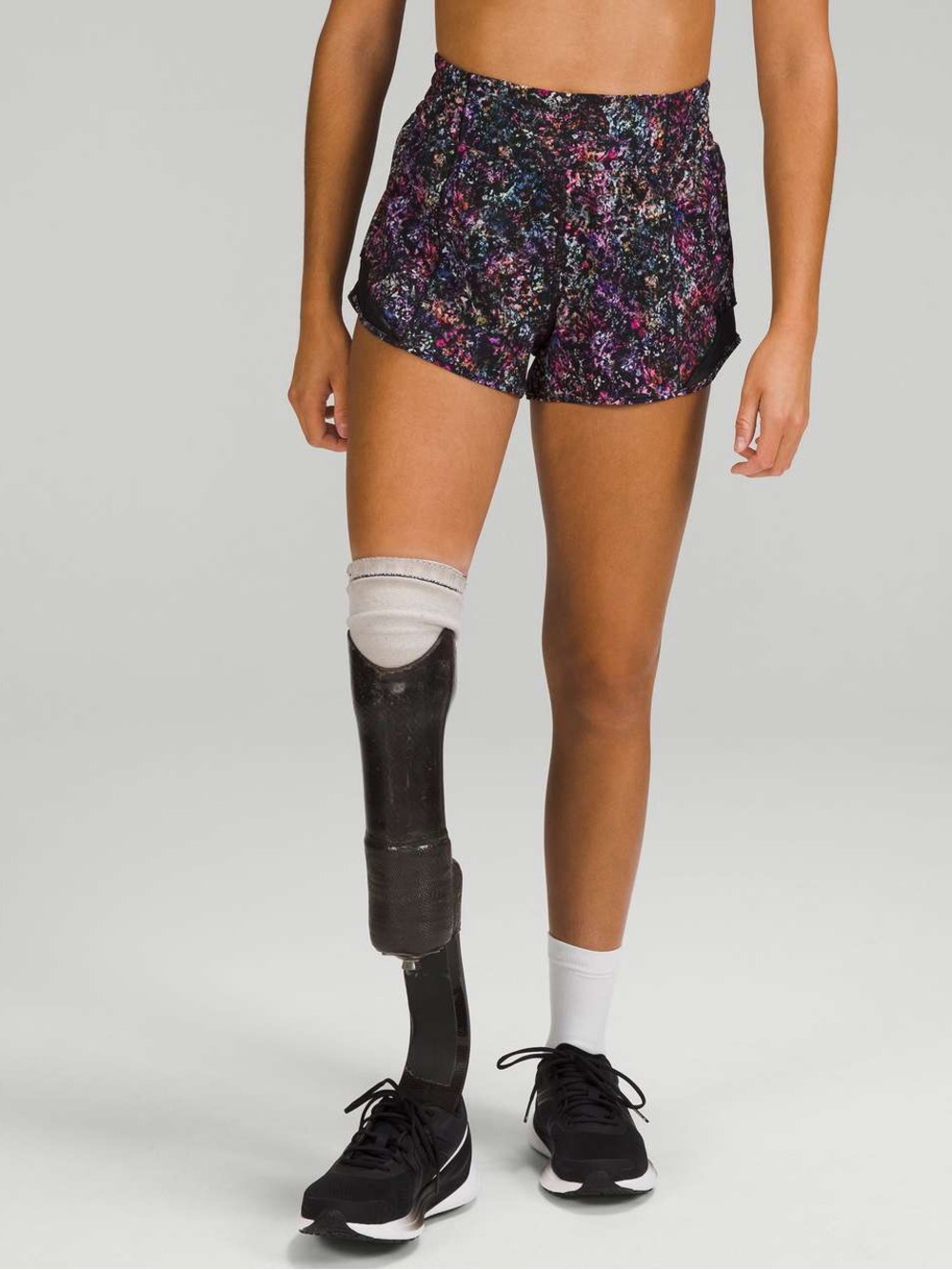 Lululemon Hotty Hot High-Rise Lined Short 2.5" - Floral Spray Multi - size 8